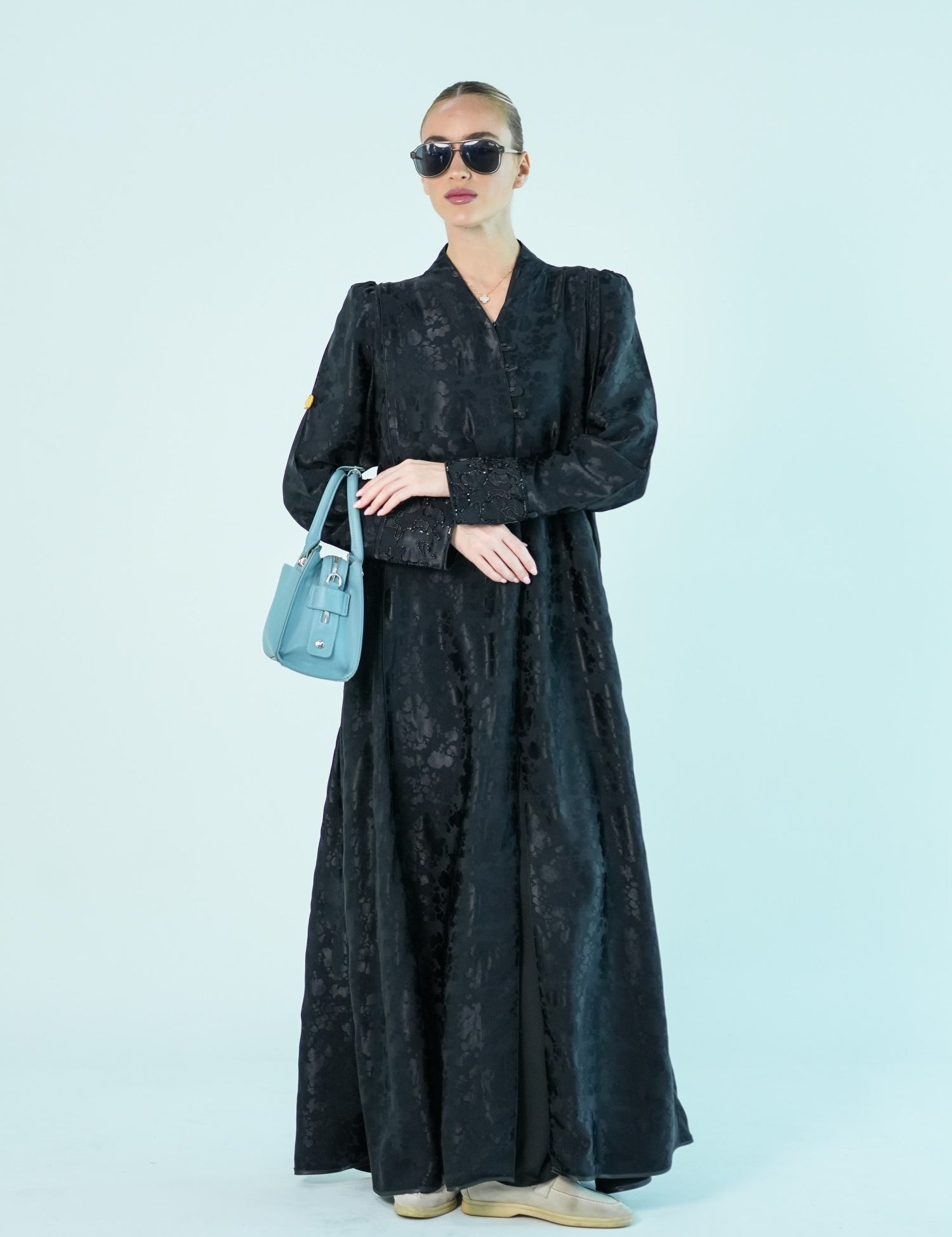 S06 - Saaib Abaya-custom abayas, luxury abayas, elegant abayas, modest fashion, bespoke abayas, handmade abayas, Qatar fashion