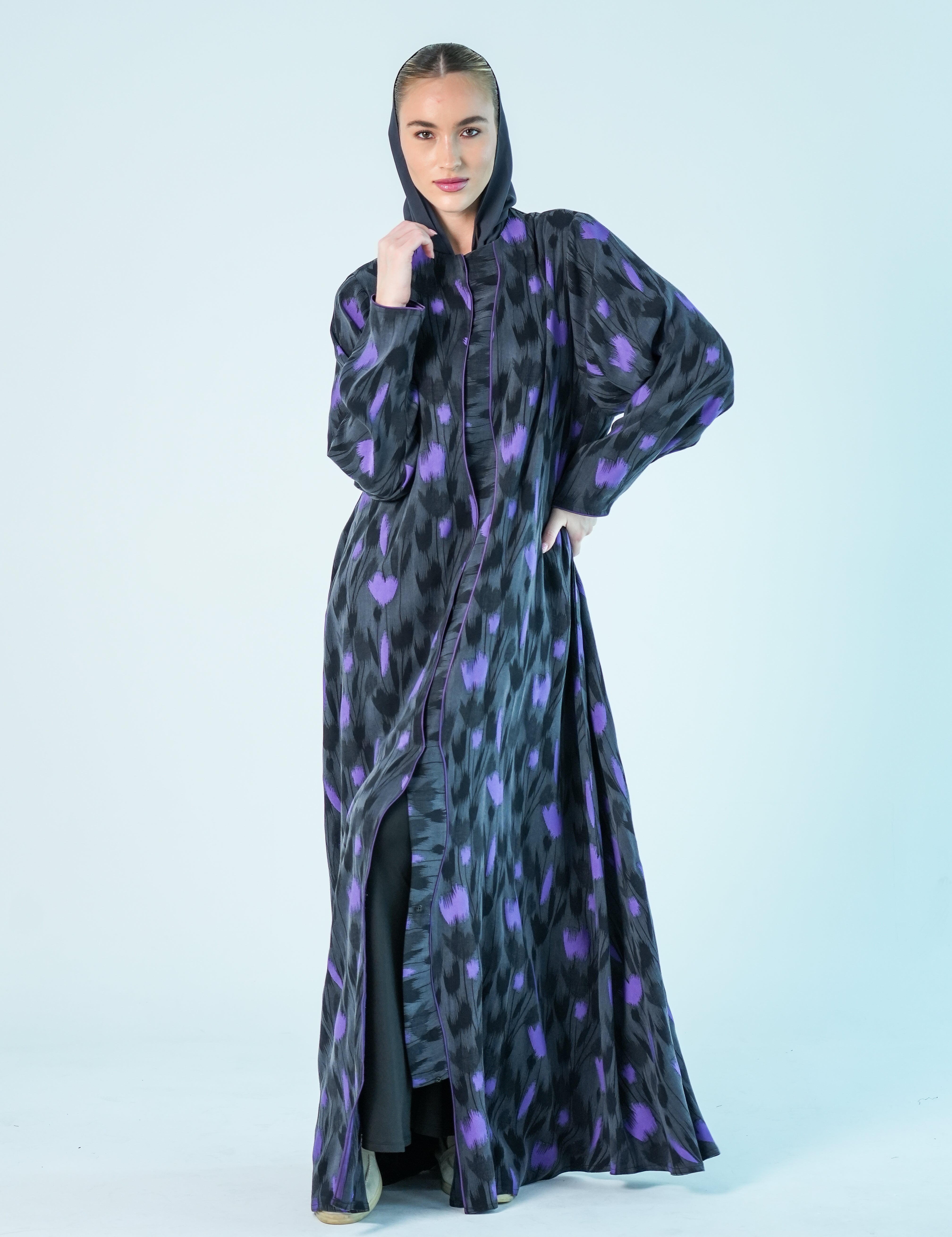 S010 - Saaib Abaya-custom abayas, luxury abayas, elegant abayas, modest fashion, bespoke abayas, handmade abayas, Qatar fashion