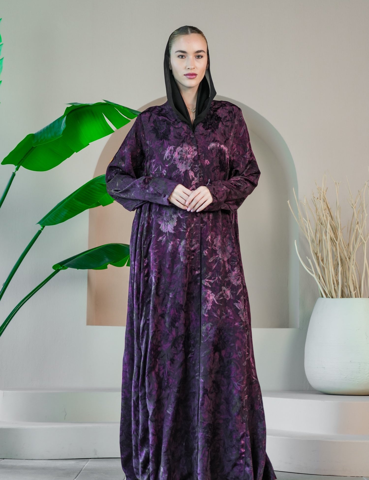 S014 - Saaib Abaya-custom abayas, luxury abayas, elegant abayas, modest fashion, bespoke abayas, handmade abayas, Qatar fashion