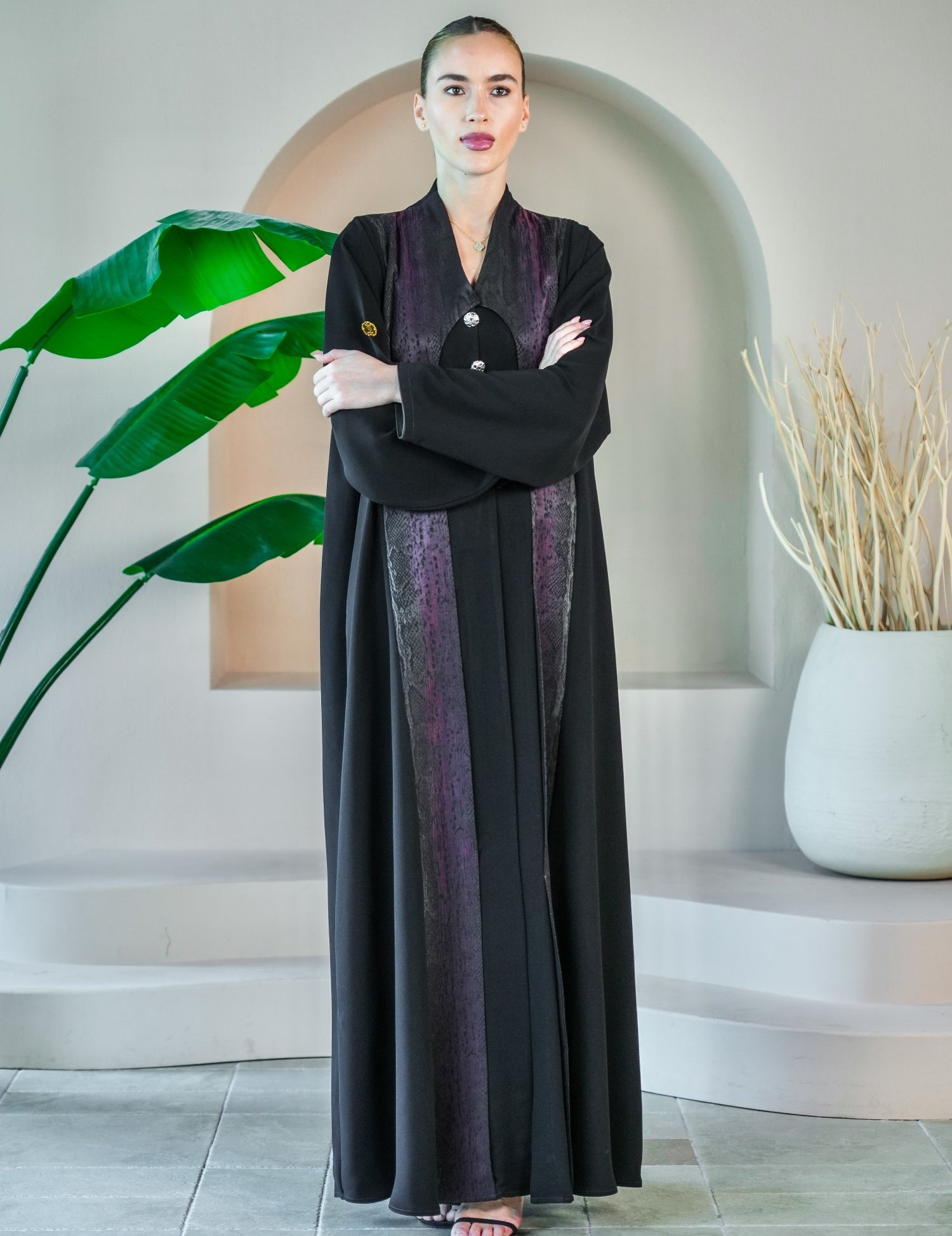 S040 - Saaib Abaya-custom abayas, luxury abayas, elegant abayas, modest fashion, bespoke abayas, handmade abayas, Qatar fashion