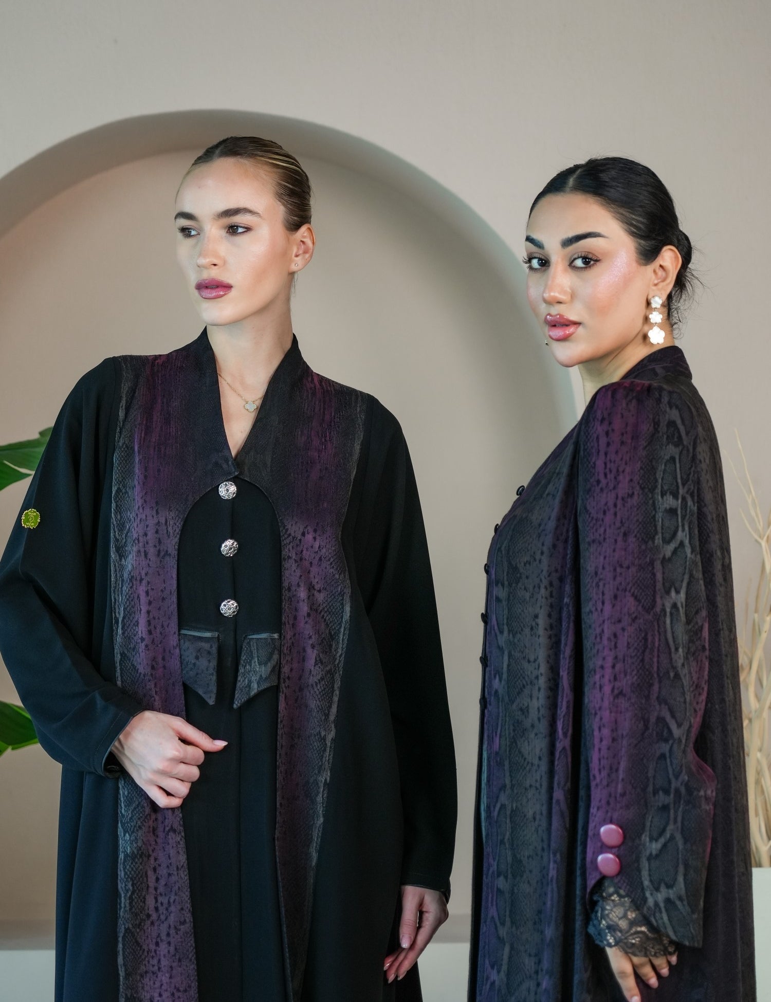 S040 - Saaib Abaya-custom abayas, luxury abayas, elegant abayas, modest fashion, bespoke abayas, handmade abayas, Qatar fashion