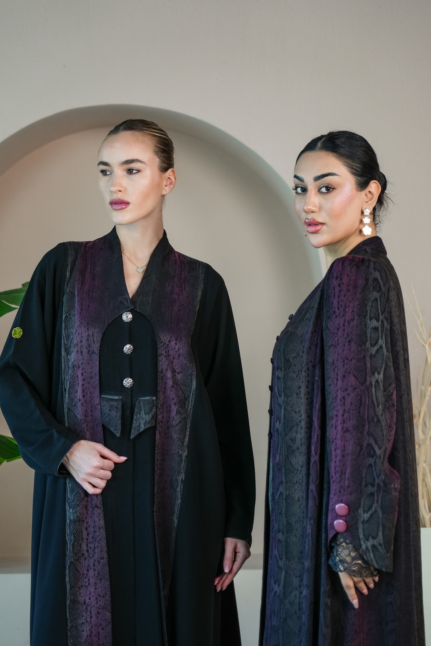 S040 - Saaib Abaya-custom abayas, luxury abayas, elegant abayas, modest fashion, bespoke abayas, handmade abayas, Qatar fashion