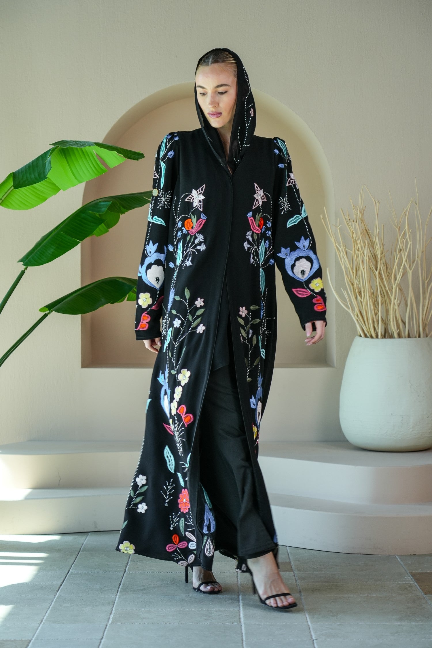 S038 - Saaib Abaya-custom abayas, luxury abayas, elegant abayas, modest fashion, bespoke abayas, handmade abayas, Qatar fashion