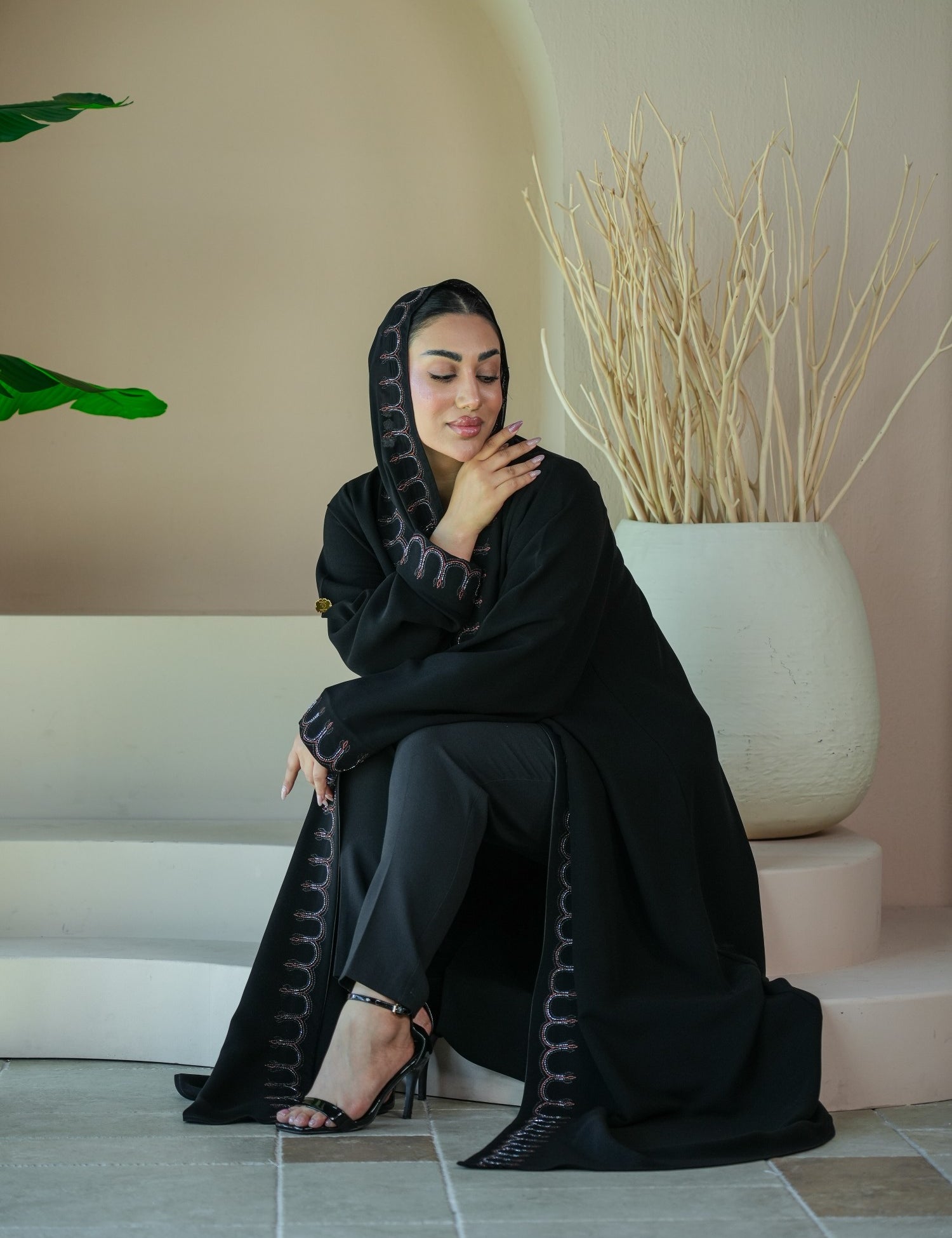 S035 - Saaib Abaya-custom abayas, luxury abayas, elegant abayas, modest fashion, bespoke abayas, handmade abayas, Qatar fashion