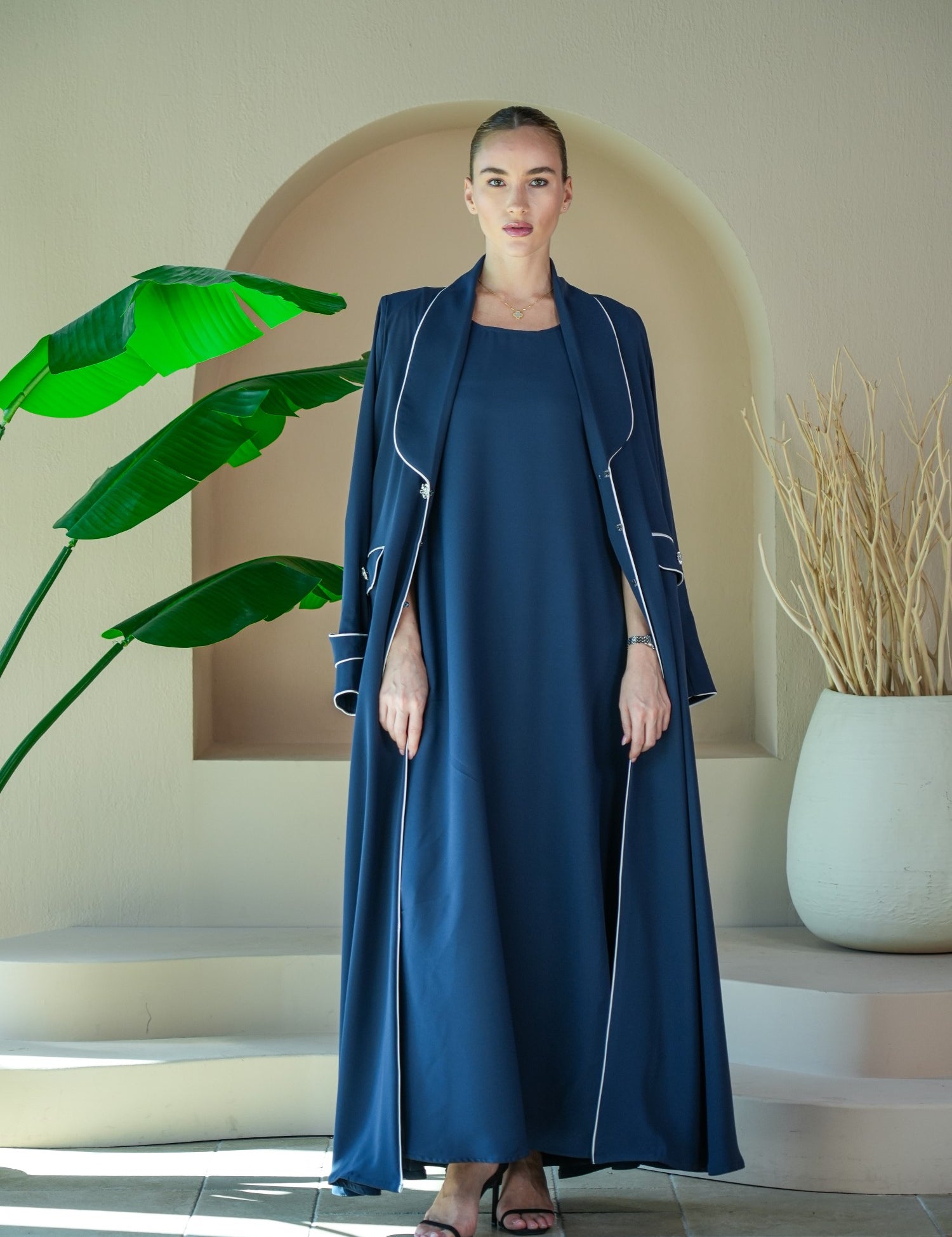 S032 - Saaib Abaya-custom abayas, luxury abayas, elegant abayas, modest fashion, bespoke abayas, handmade abayas, Qatar fashion