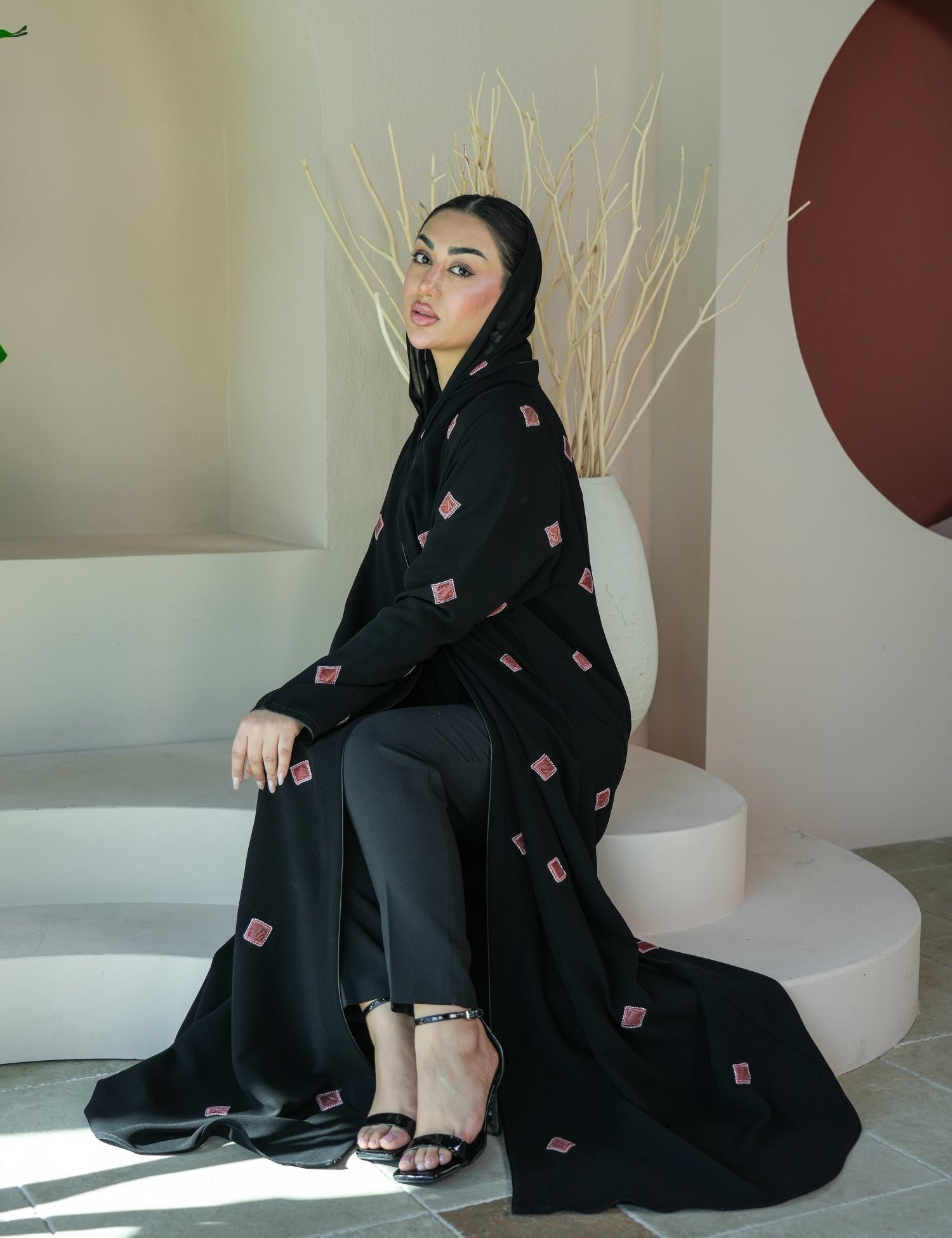 S031 - Saaib Abaya-custom abayas, luxury abayas, elegant abayas, modest fashion, bespoke abayas, handmade abayas, Qatar fashion