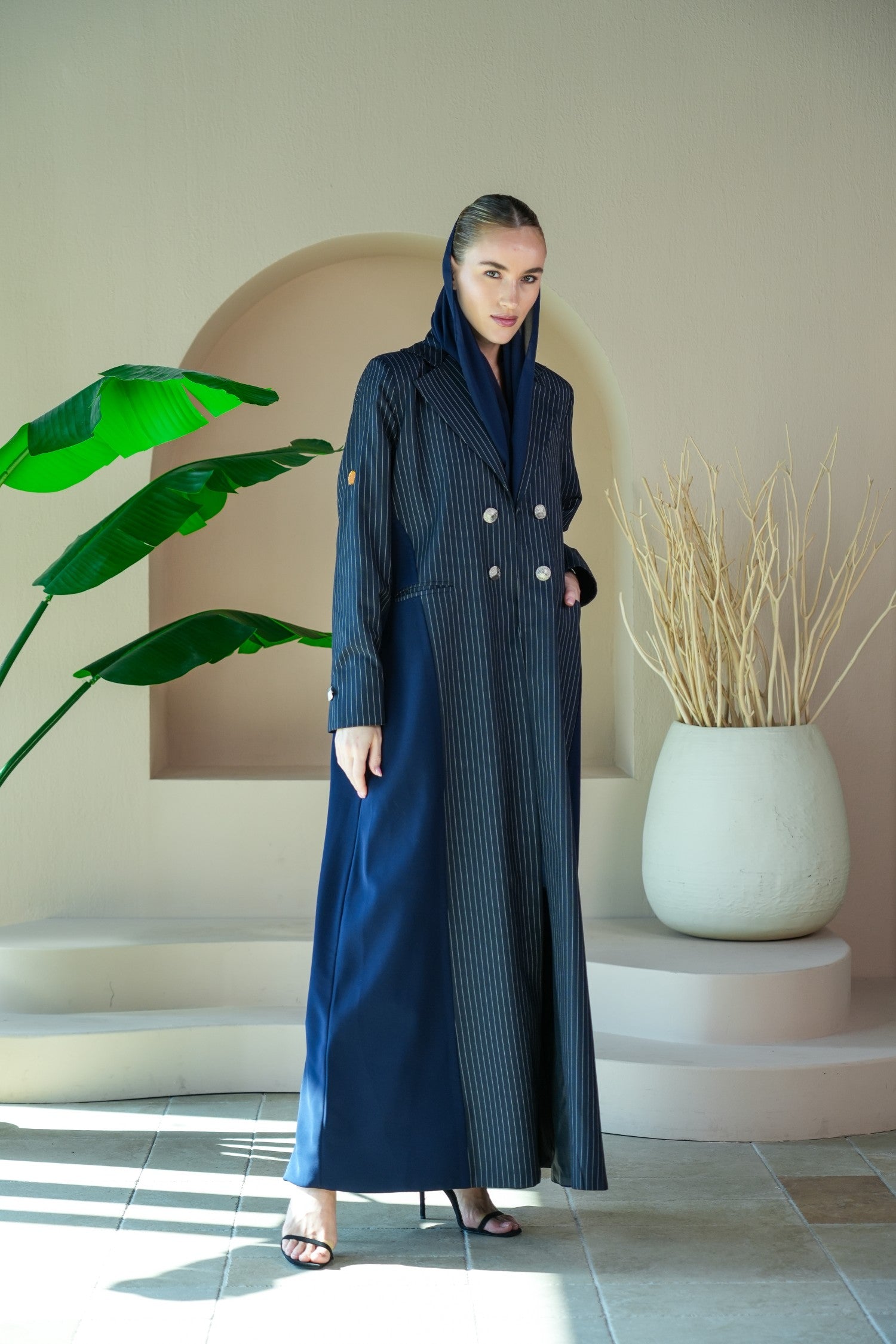 S030 - Saaib Abaya-custom abayas, luxury abayas, elegant abayas, modest fashion, bespoke abayas, handmade abayas, Qatar fashion