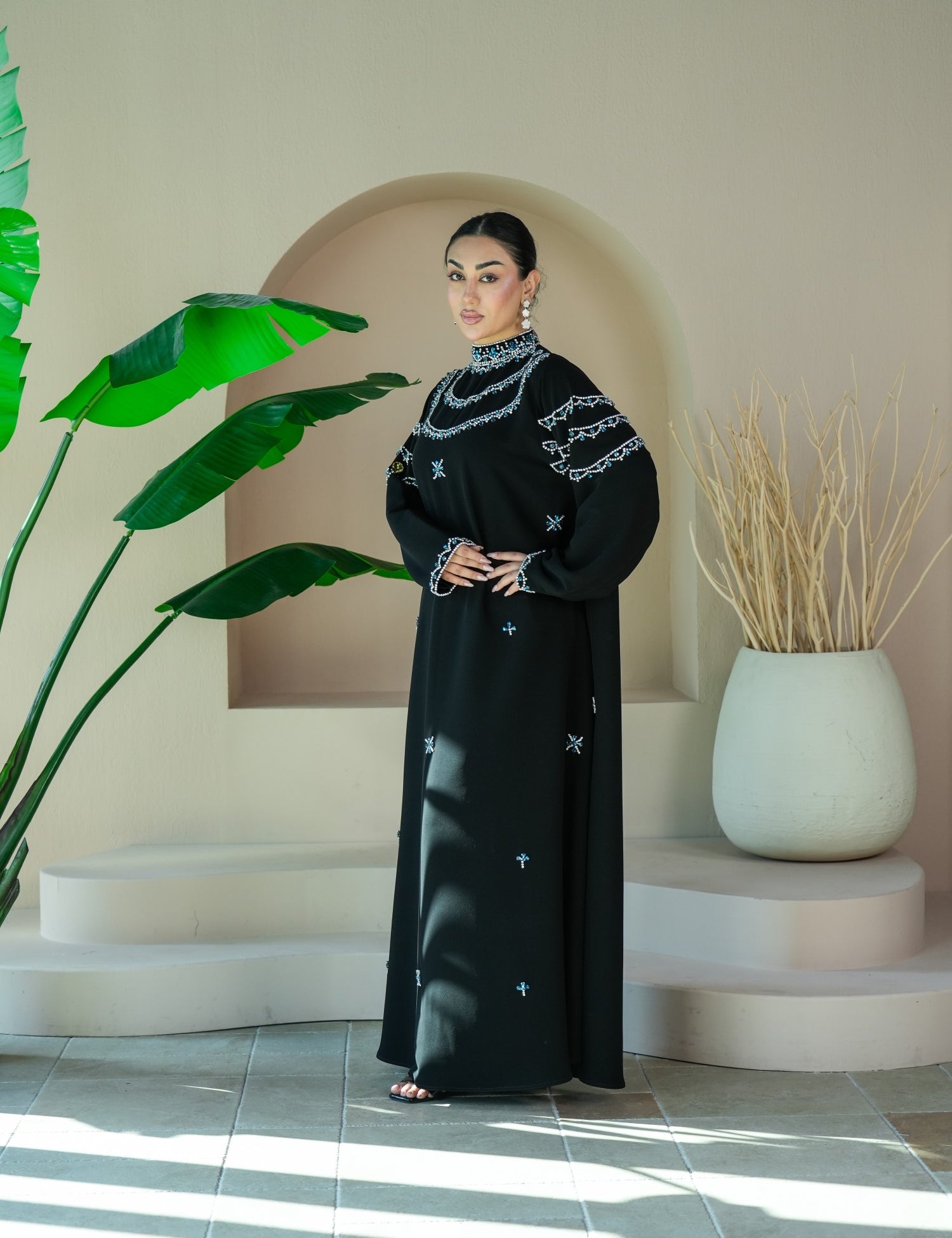 S026 - Saaib Abaya-custom abayas, luxury abayas, elegant abayas, modest fashion, bespoke abayas, handmade abayas, Qatar fashion