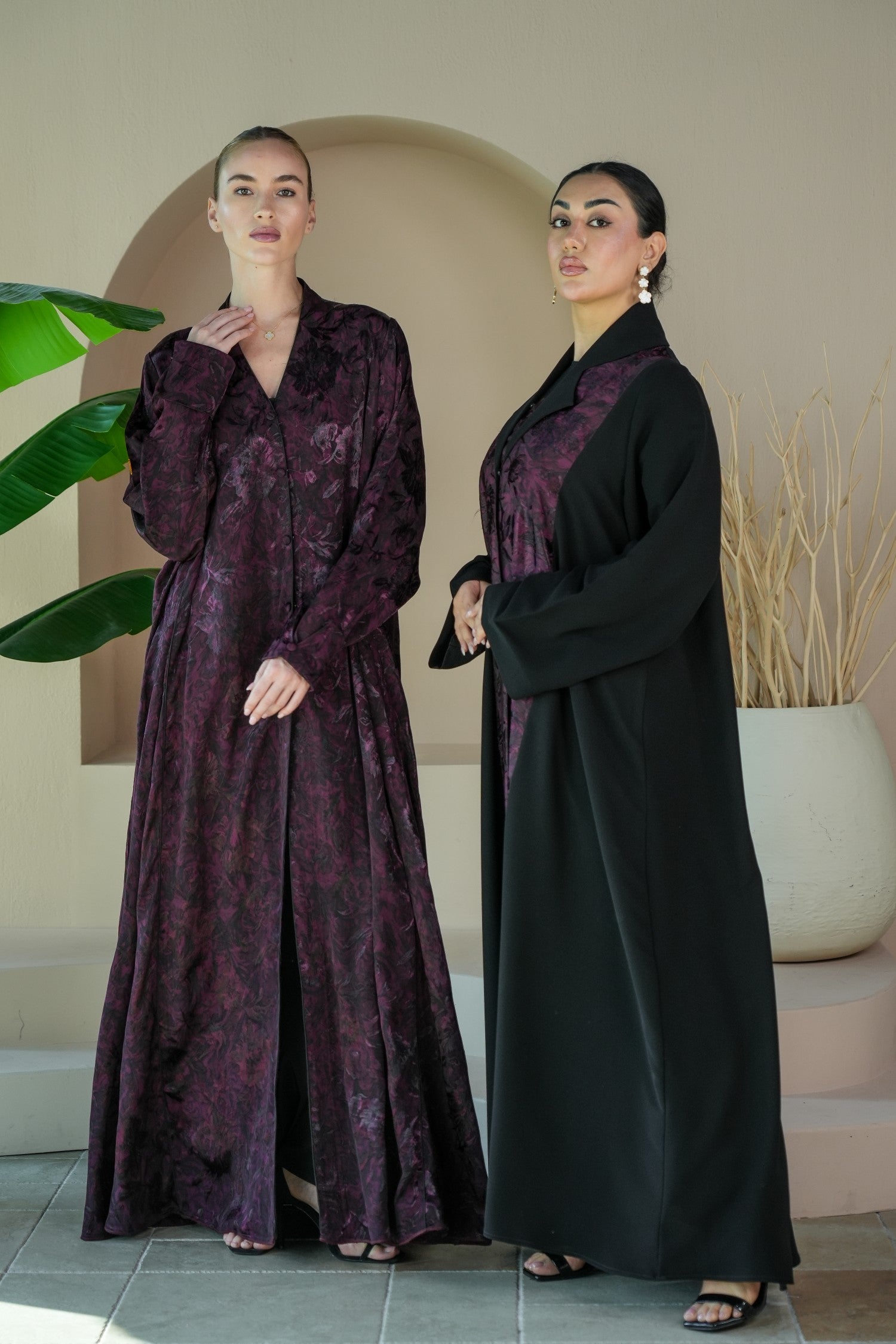 S019 - Saaib Abaya-custom abayas, luxury abayas, elegant abayas, modest fashion, bespoke abayas, handmade abayas, Qatar fashion